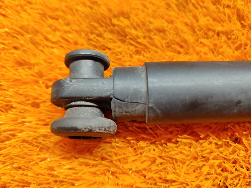 амортизатор багажника, 700 рублей, Красноярск