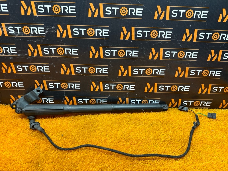 амортизатор багажника, 12000 рублей, Красноярск