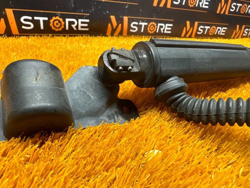 амортизатор багажника, 12000 рублей, Красноярск