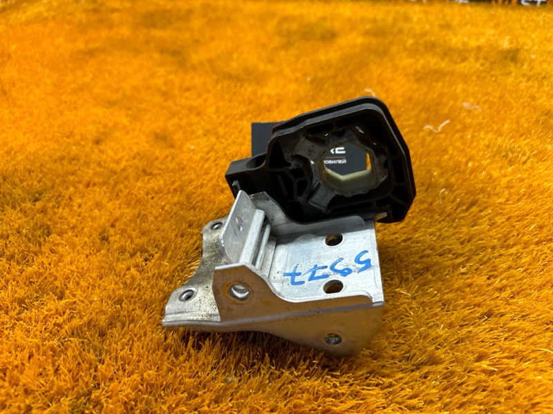 Кронштейн радиатора, 910 рублей, Красноярск