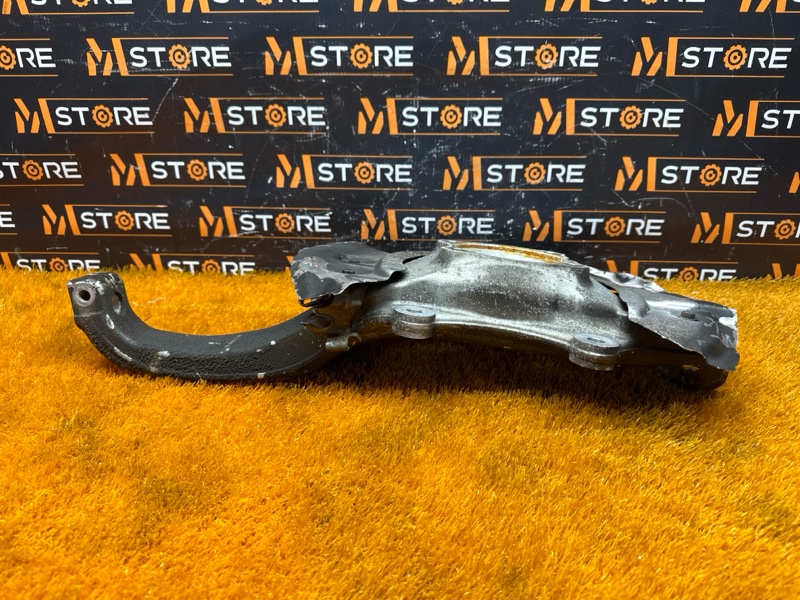 кулак поворотный, 1000 рублей, Красноярск