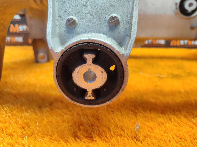 Балка поперечная (подрамник), 2000 рублей, Красноярск