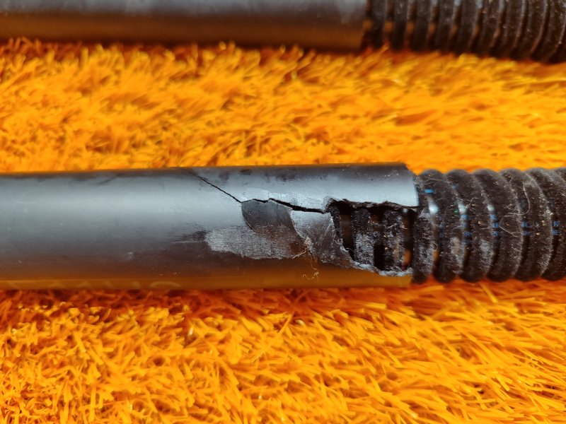 Амортизатор стекла багажника, 1000 рублей, Красноярск