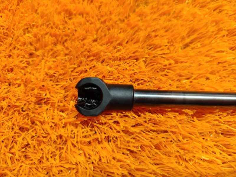 Амортизатор пола багажника, 500 рублей, Красноярск