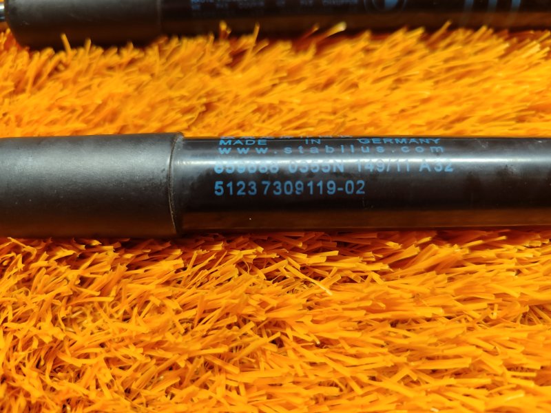 амортизатор капота, 1000 рублей, Красноярск