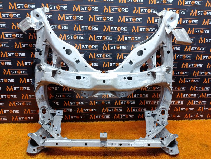 Балка поперечная (подрамник), 4090 рублей, Красноярск