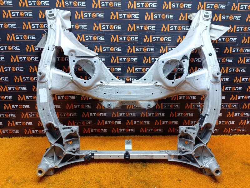 Балка поперечная (подрамник), 4090 рублей, Красноярск