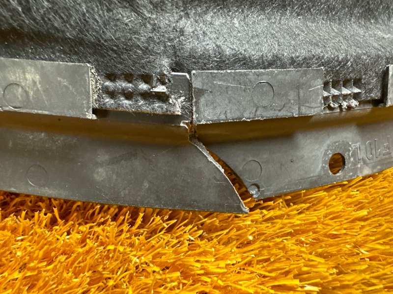 подкрылок, 700 рублей, Красноярск