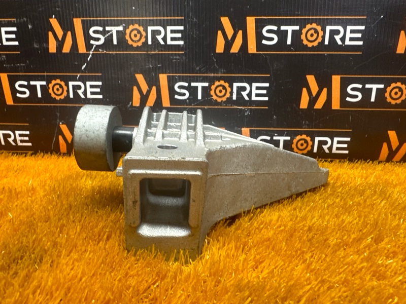 Кронштейн подушки двигателя, 1000 рублей, Красноярск