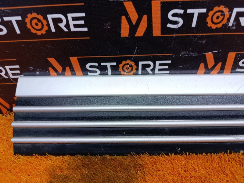 Накладка на порог салона, 360 рублей, Красноярск