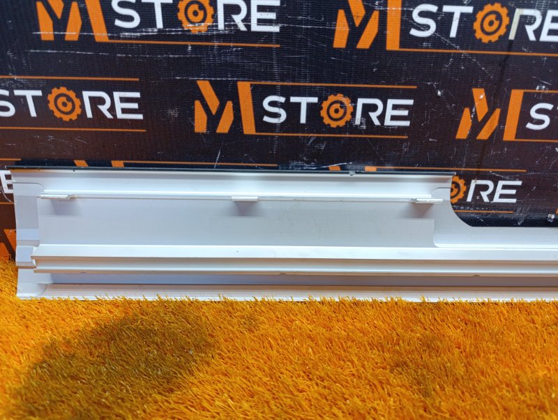 Накладка на порог салона, 360 рублей, Красноярск