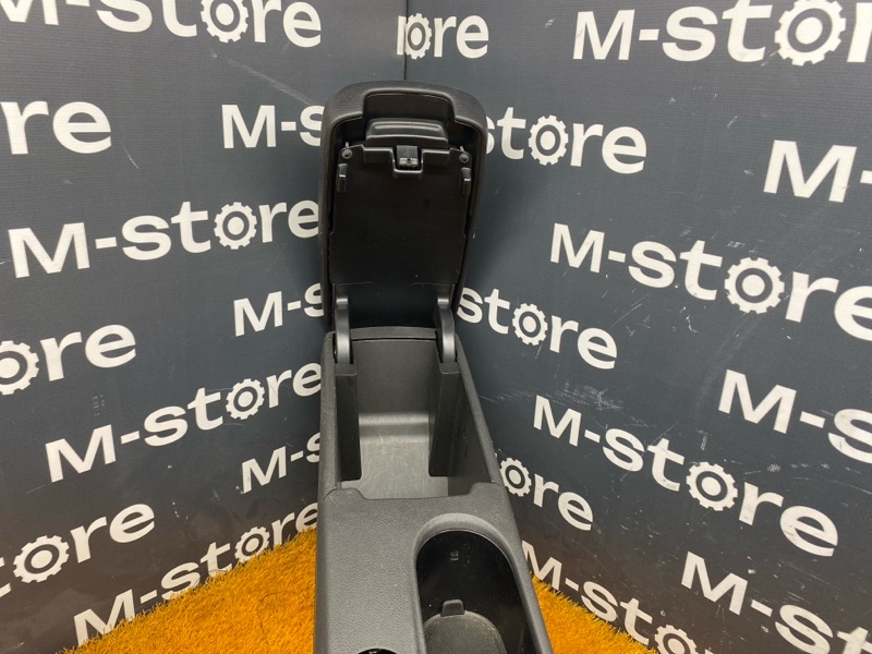 подлокотник, 4500 рублей, Красноярск