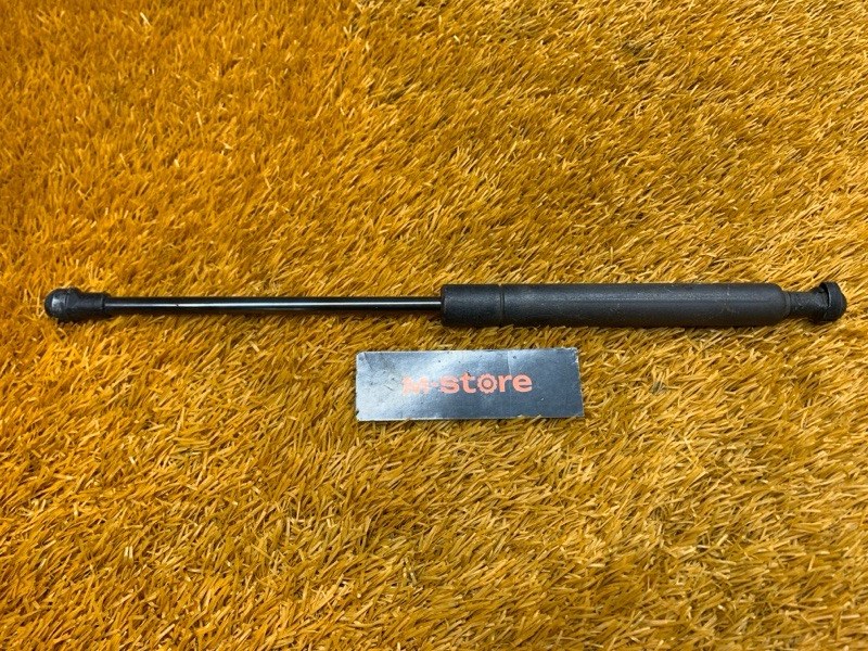 амортизатор капота, 700 рублей, Красноярск