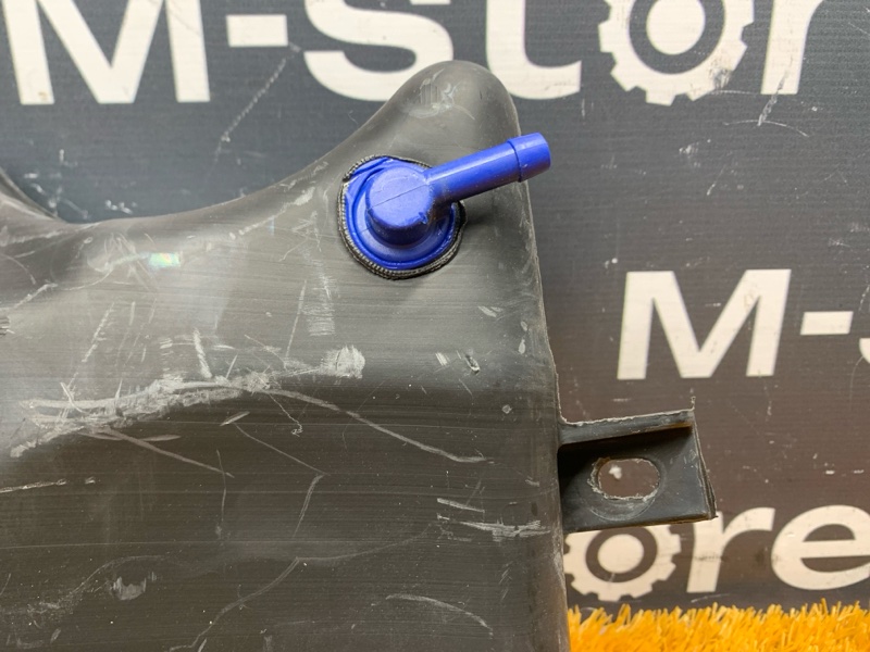 Расширительный бачок бензобака, 500 рублей, Красноярск