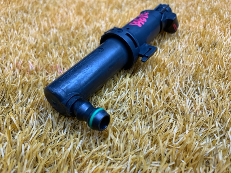 Форсунка омывателя фары, 1000 рублей, Красноярск