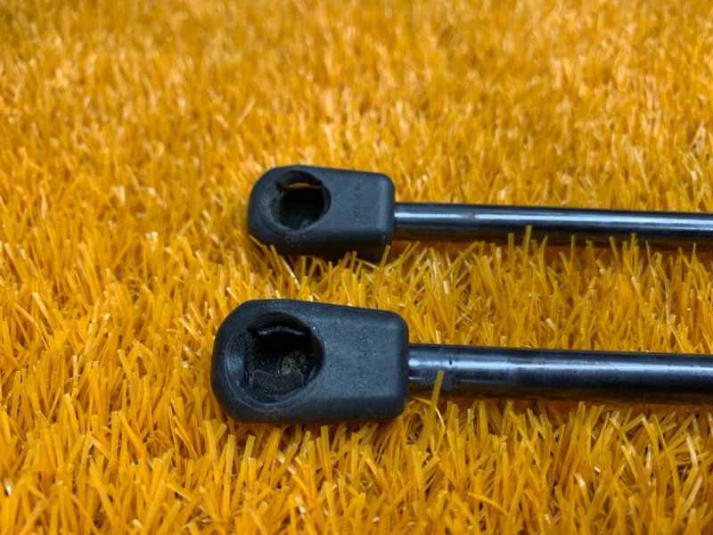 амортизатор багажника, 600 рублей, Красноярск