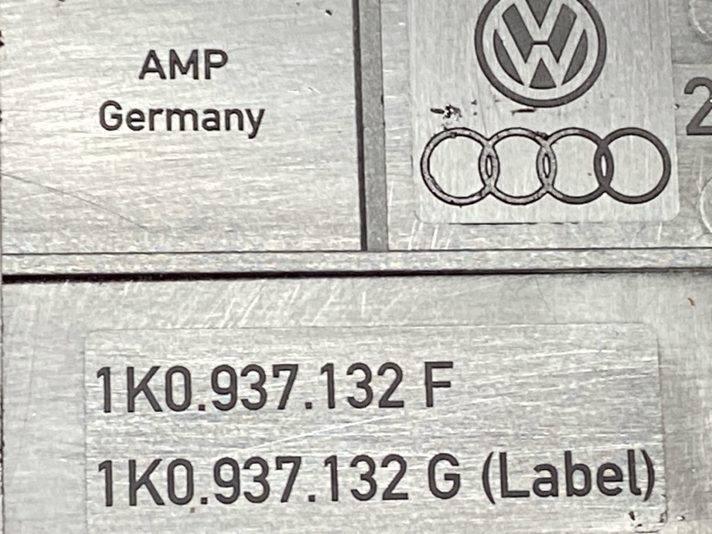 Крышка блока предохранителей, 460 рублей, Красноярск