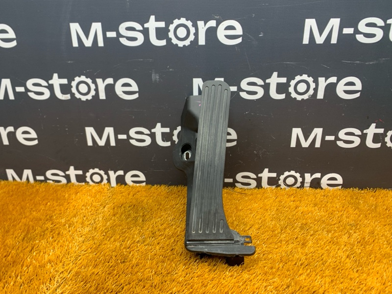 педаль газа, 900 рублей, Красноярск