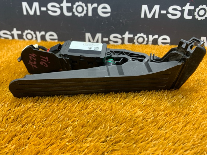 педаль газа, 900 рублей, Красноярск