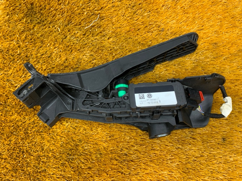 педаль газа, 900 рублей, Красноярск