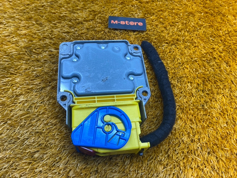 Блок управления Airbag, 2000 рублей, Красноярск
