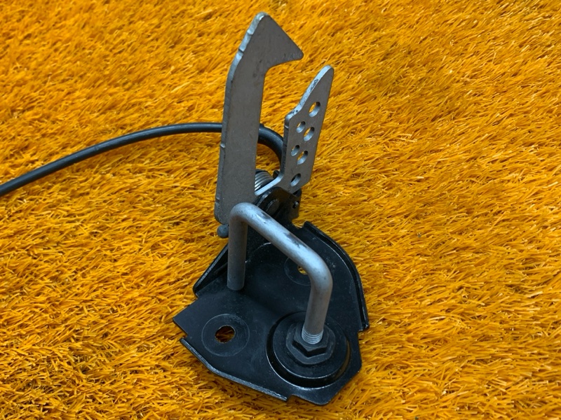 замок капота, 500 рублей, Красноярск