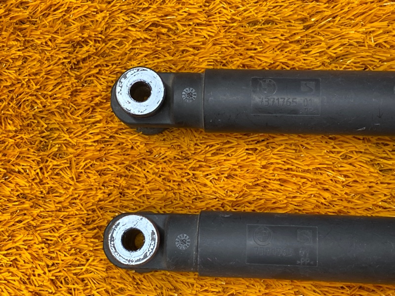 амортизатор багажника, 1700 рублей, Красноярск