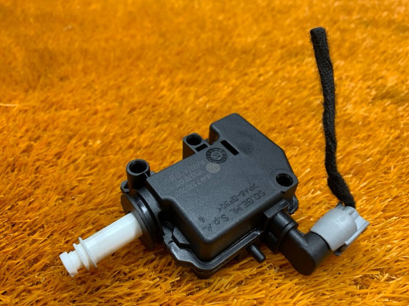 Замок лючка бензобака, 640 рублей, Красноярск