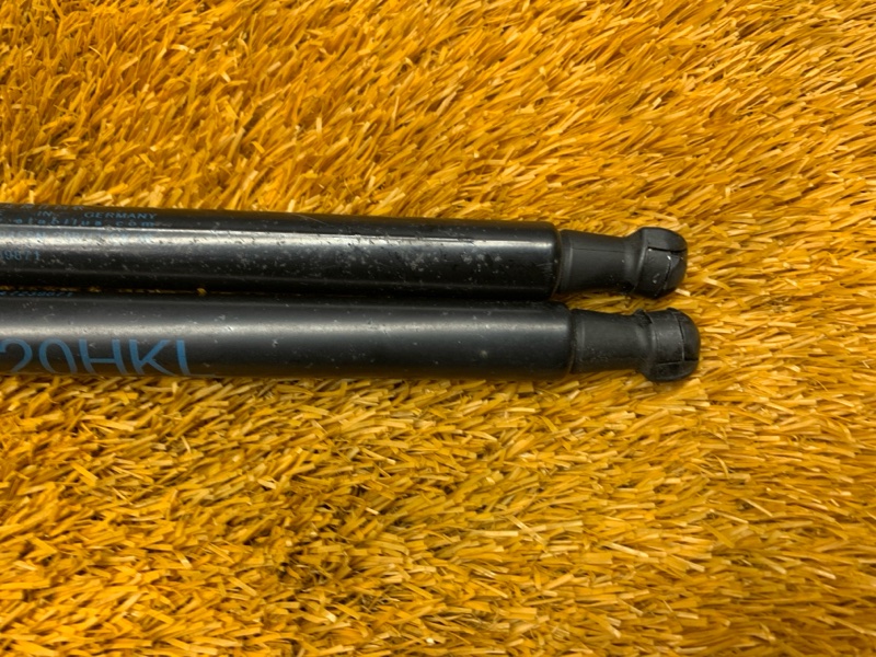 амортизатор багажника, 1000 рублей, Красноярск