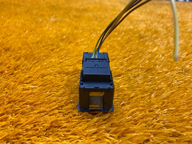 Кнопка люка, 300 рублей, Красноярск