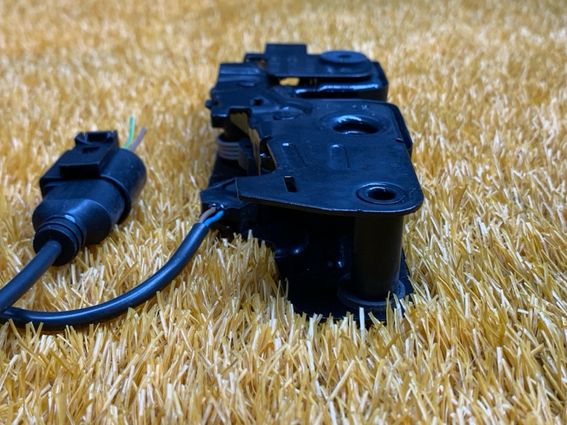 замок капота, 500 рублей, Красноярск