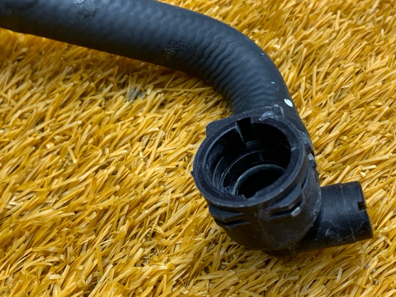 Патрубок системы охлаждения, 300 рублей, Красноярск