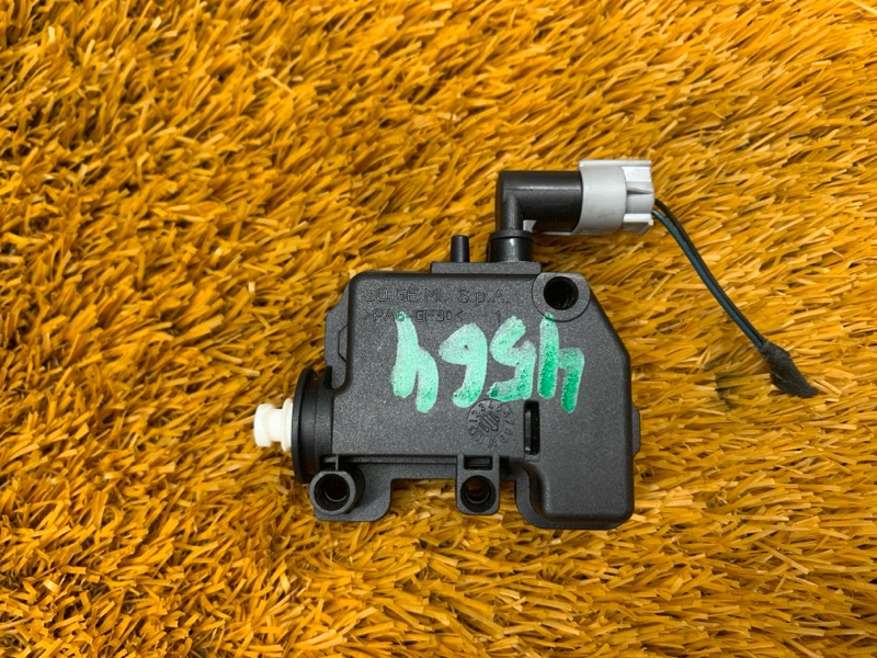 Замок лючка бензобака, 640 рублей, Красноярск