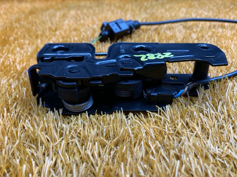 замок капота, 500 рублей, Красноярск