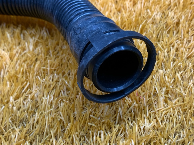 Патрубок картерных газов, 350 рублей, Красноярск