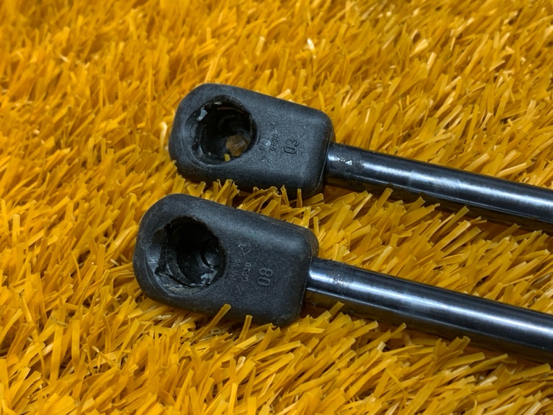 амортизатор багажника, 1200 рублей, Красноярск