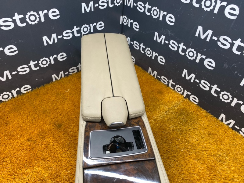 подлокотник, 7000 рублей, Красноярск