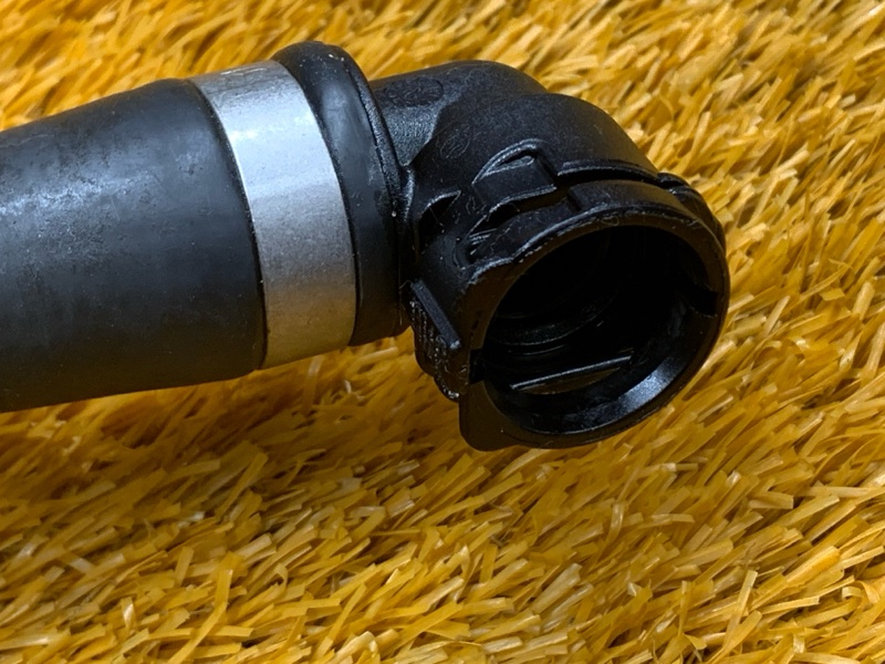 Патрубок системы охлаждения, 1500 рублей, Красноярск