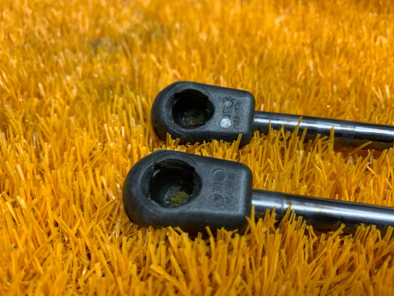 амортизатор багажника, 600 рублей, Красноярск