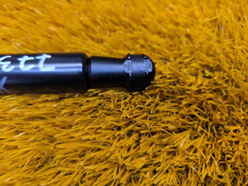 Амортизатор пола багажника, 900 рублей, Красноярск