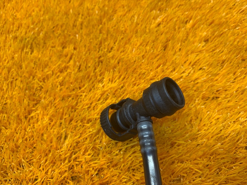 Патрубок картерных газов, 1000 рублей, Красноярск