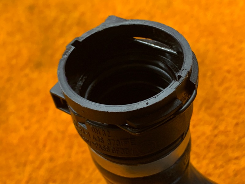 Патрубок радиатора нижний, 1500 рублей, Красноярск