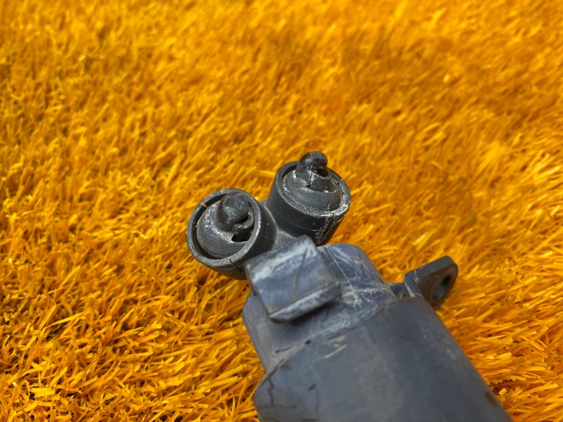 Форсунка омывателя фары, 1000 рублей, Красноярск