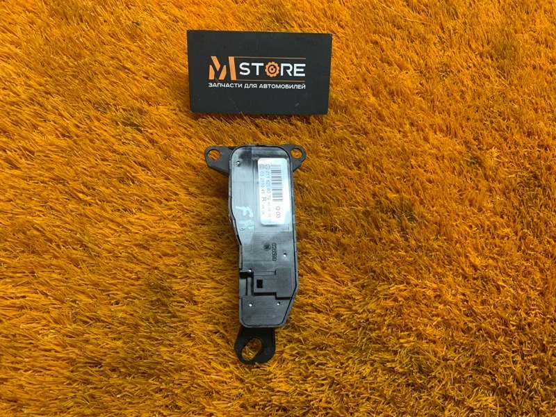 Кнопка регулировки зеркал, 500 рублей, Красноярск