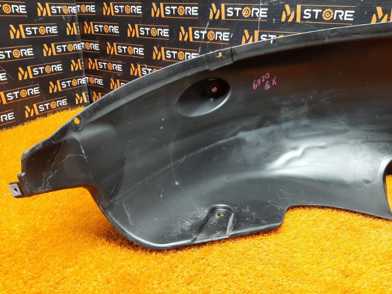 подкрылок, 300 рублей, Красноярск