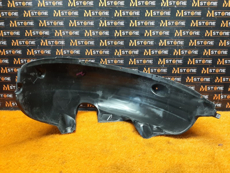 подкрылок, 300 рублей, Красноярск