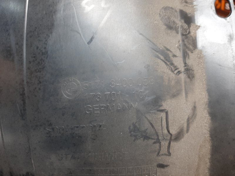 подкрылок, 300 рублей, Красноярск