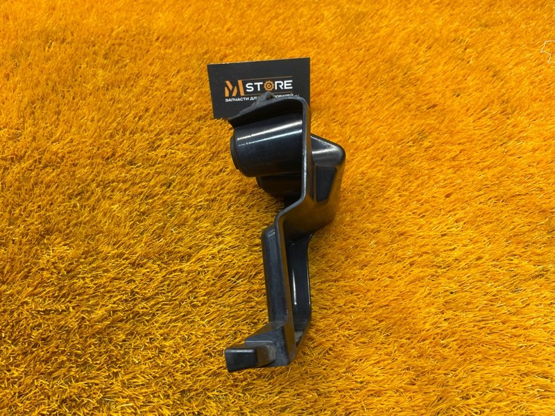 крепление бампера, 500 рублей, Красноярск