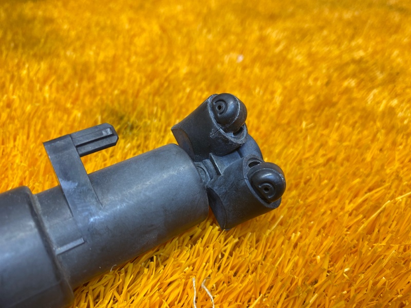 Форсунка омывателя фары, 1000 рублей, Красноярск