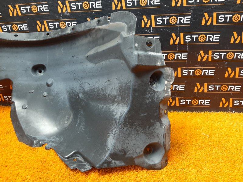 подкрылок, 1000 рублей, Красноярск